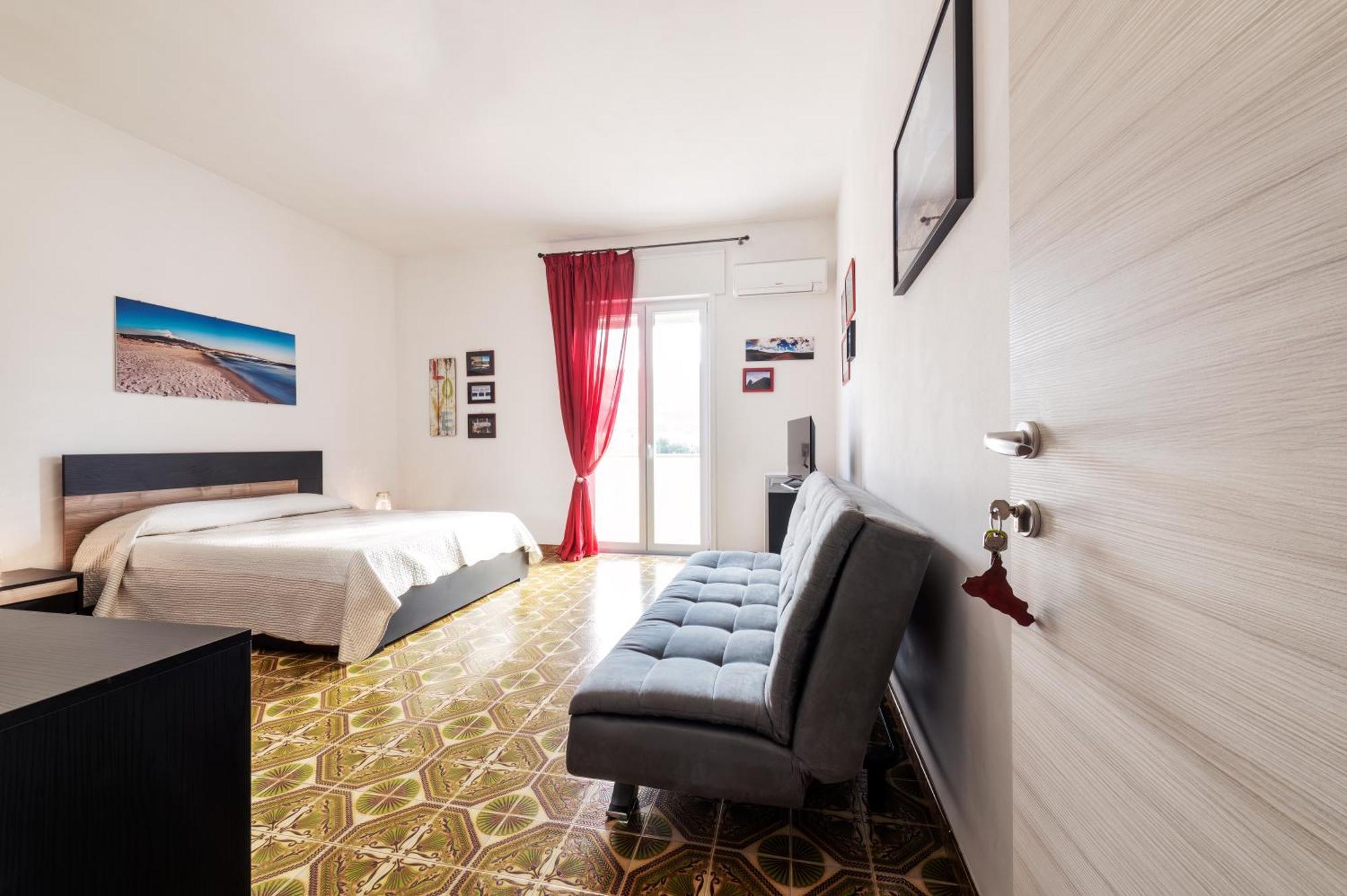 In Riva Al Mare B&B Capo d'Orlando Bagian luar foto