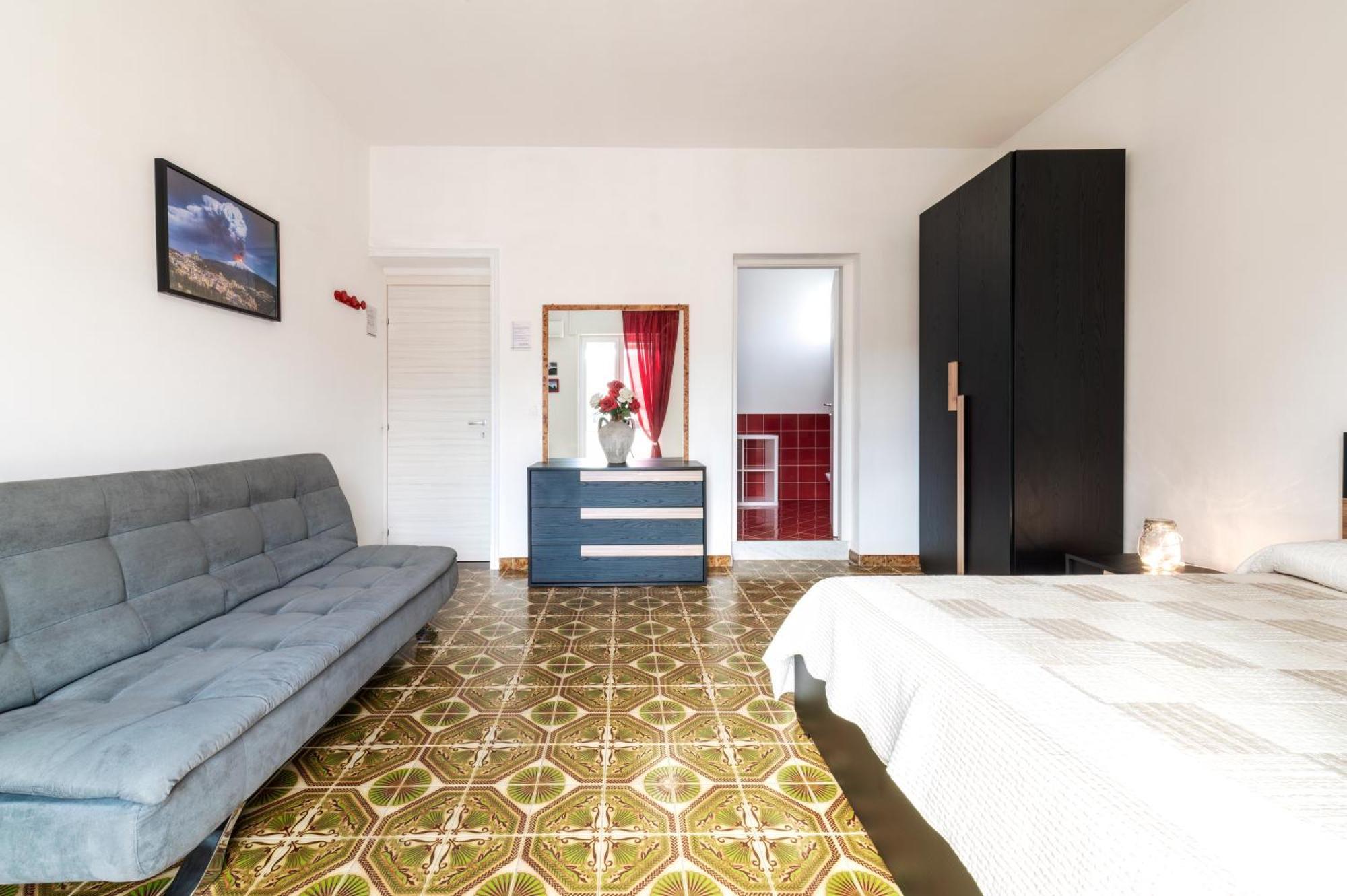 In Riva Al Mare B&B Capo d'Orlando Bagian luar foto