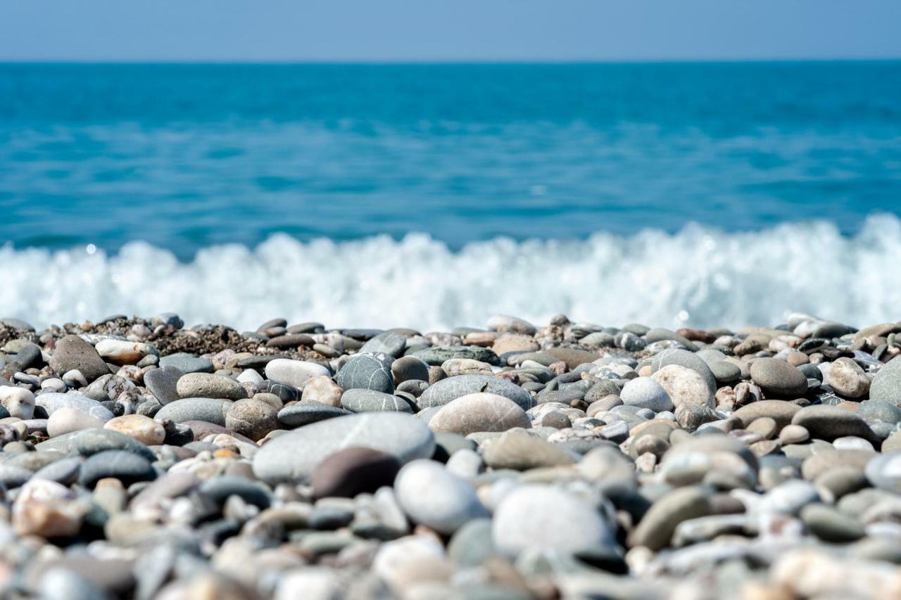 In Riva Al Mare B&B Capo d'Orlando Bagian luar foto